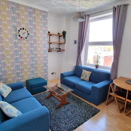 Southsea Escape - Coastal Holiday Apartment - 2 Double Bedrooms Portsmouth Exterior foto